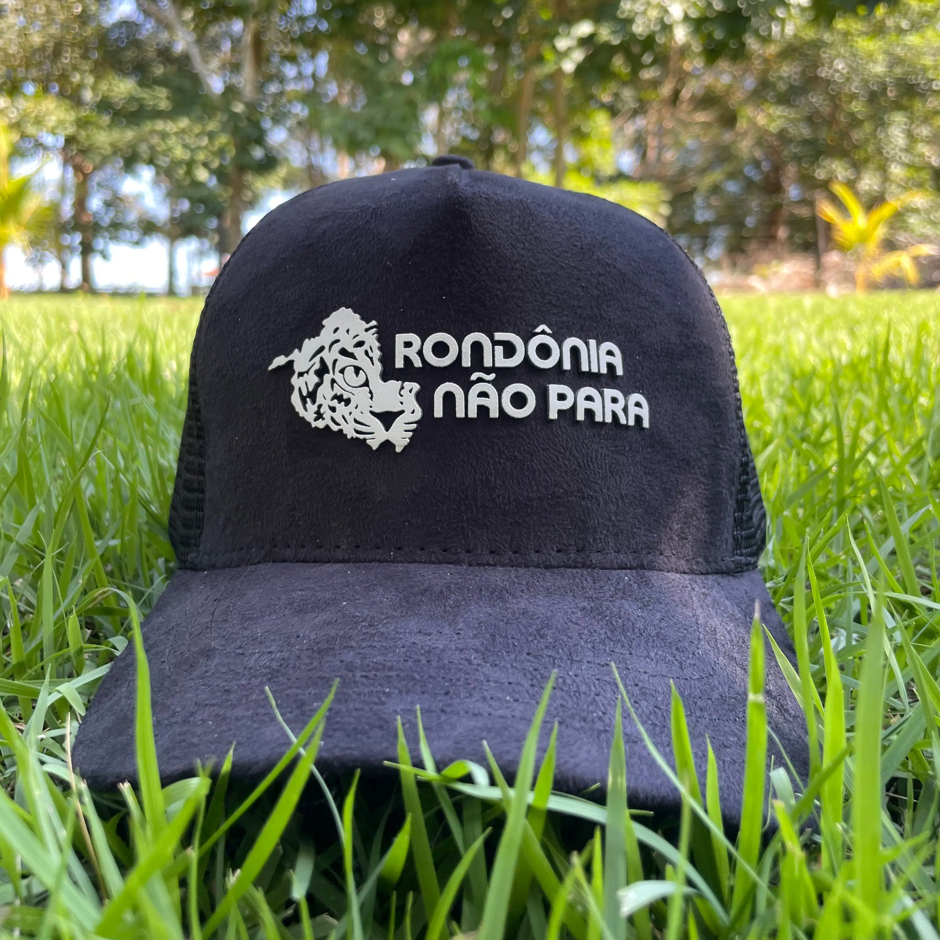 Boné Rondônia não para Trucker Preto Camurça